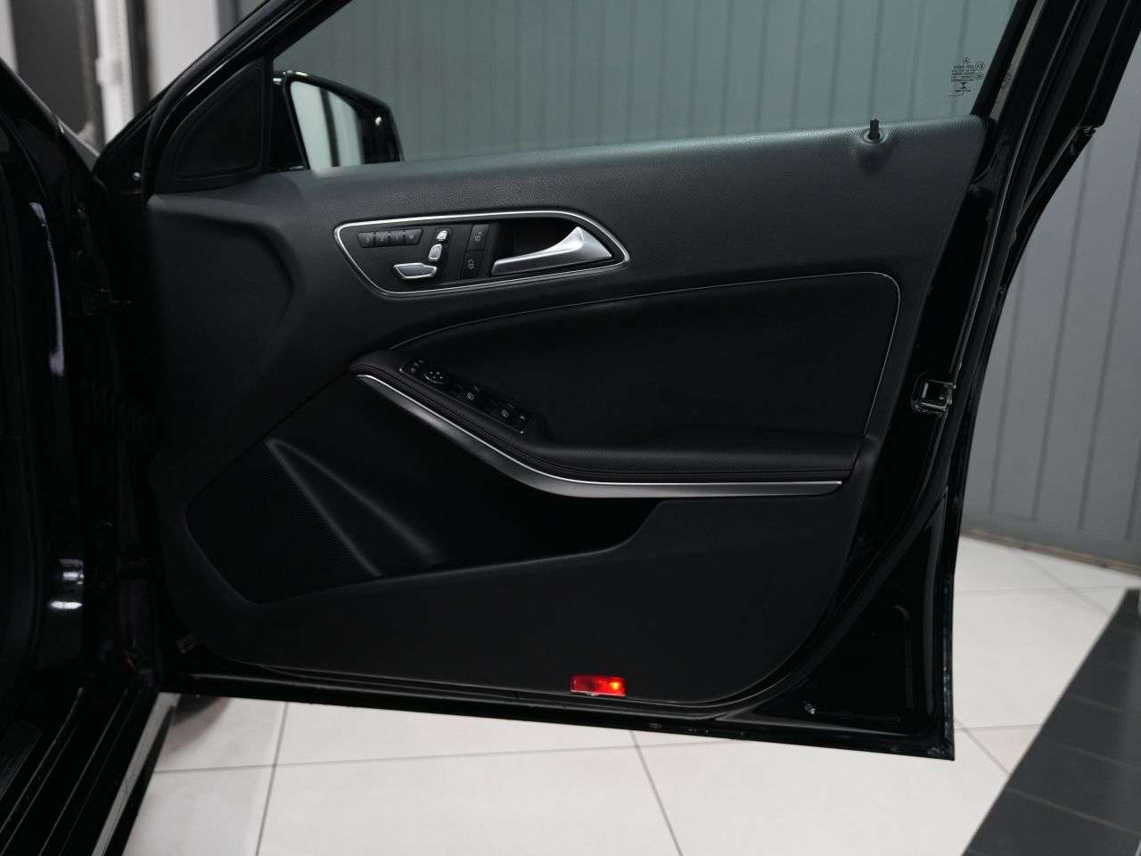 2016 MERCEDES-BENZ A CLASS 2016 MERCEDES-BENZ A CLASS