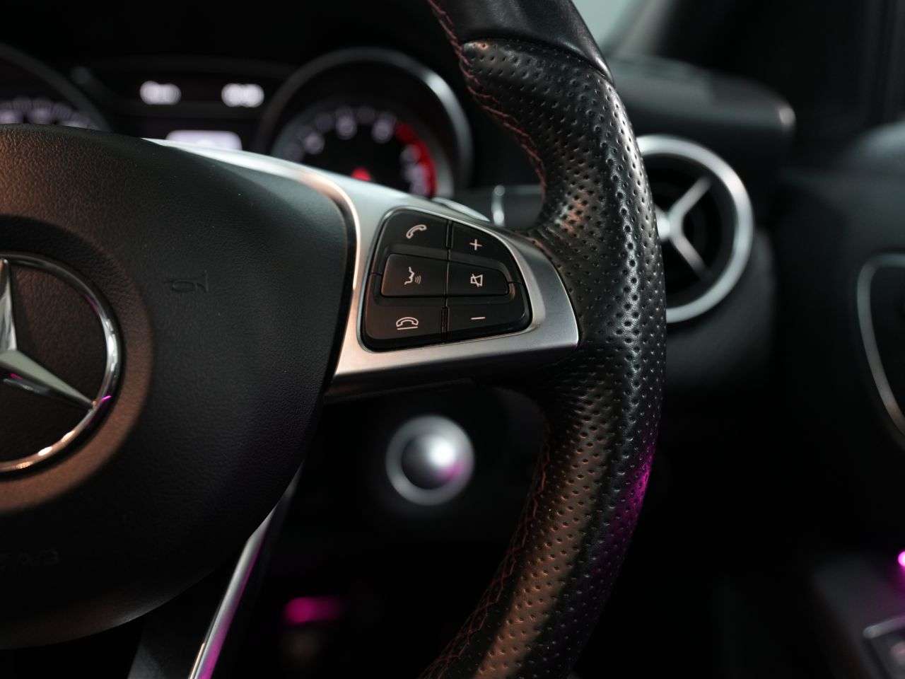 2016 MERCEDES-BENZ A CLASS 2016 MERCEDES-BENZ A CLASS