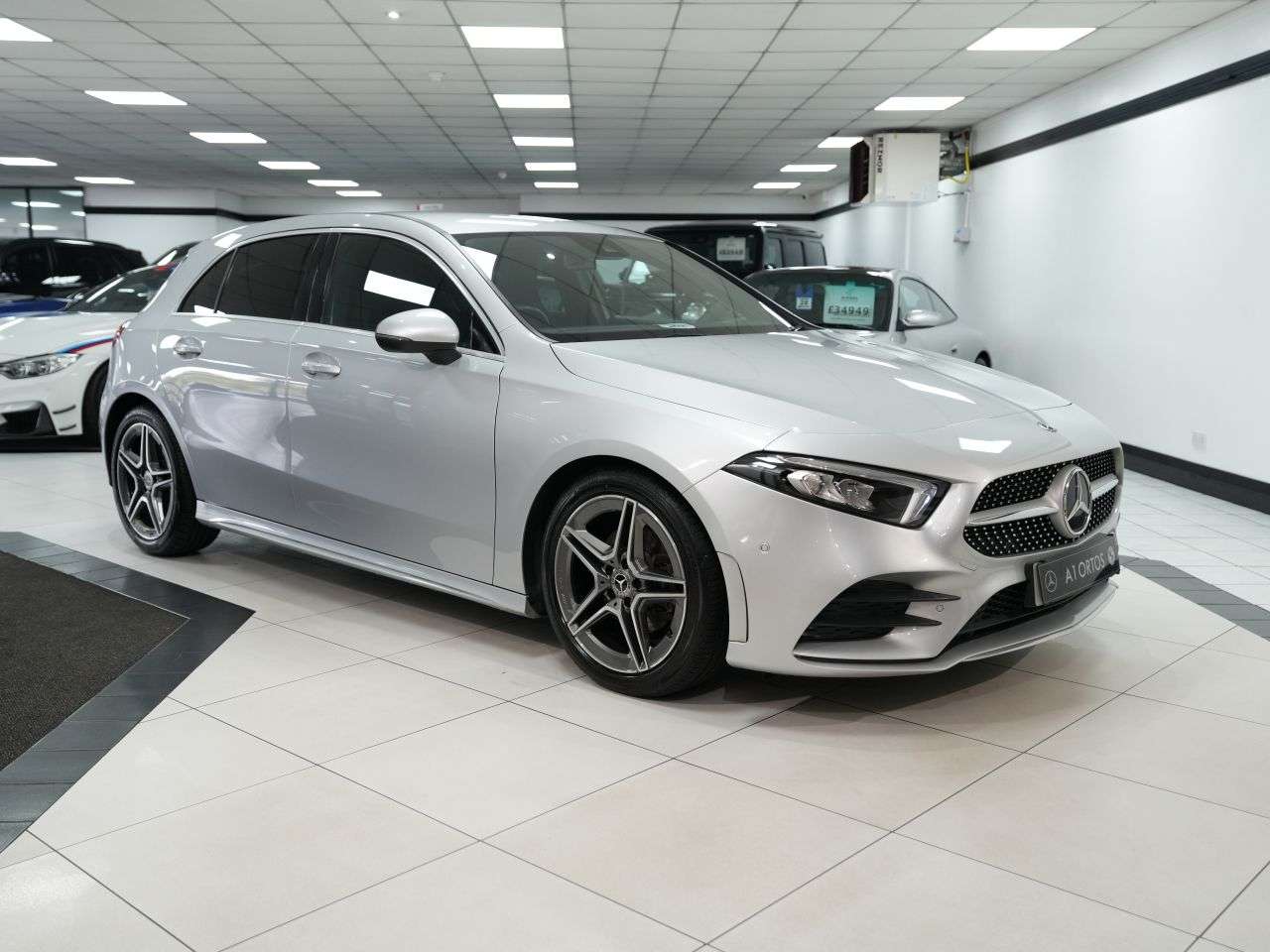 A 2020 MERCEDES-BENZ A CLASS 1.3 A200 AMG Line (Executive) Hatchback 5dr Petrol 7G-DCT Euro 6 (s/s) (163 A 2020 MERCEDES-BENZ A CLASS 1.3 A200 AMG Line (Executive) Hatchback 5dr Petrol 7G-DCT Euro 6 (s/s) (163