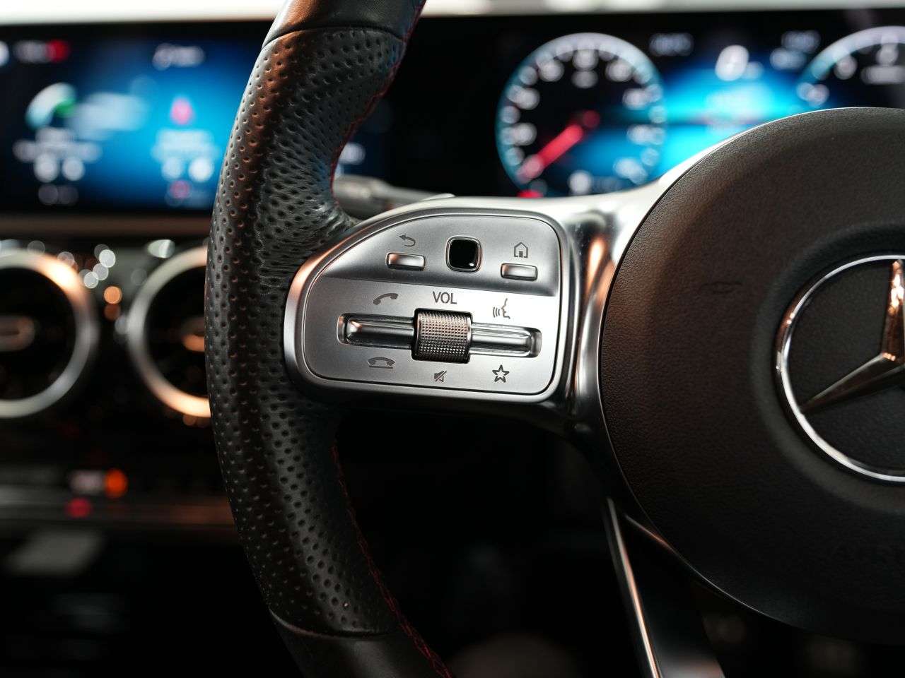 2020 MERCEDES-BENZ A CLASS 2020 MERCEDES-BENZ A CLASS