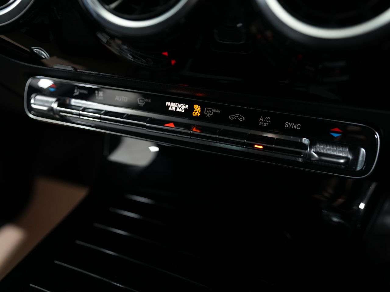 2020 MERCEDES-BENZ A CLASS 2020 MERCEDES-BENZ A CLASS