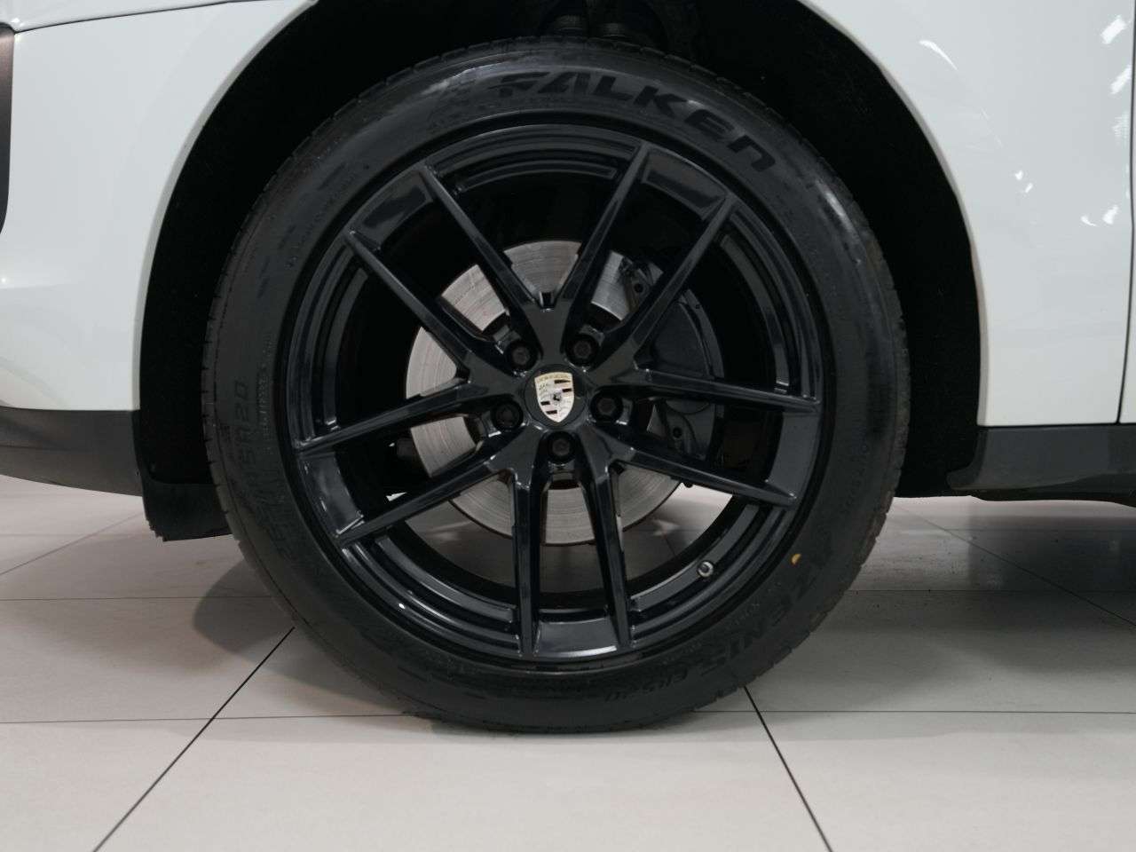 2018 PORSCHE MACAN 2018 PORSCHE MACAN
