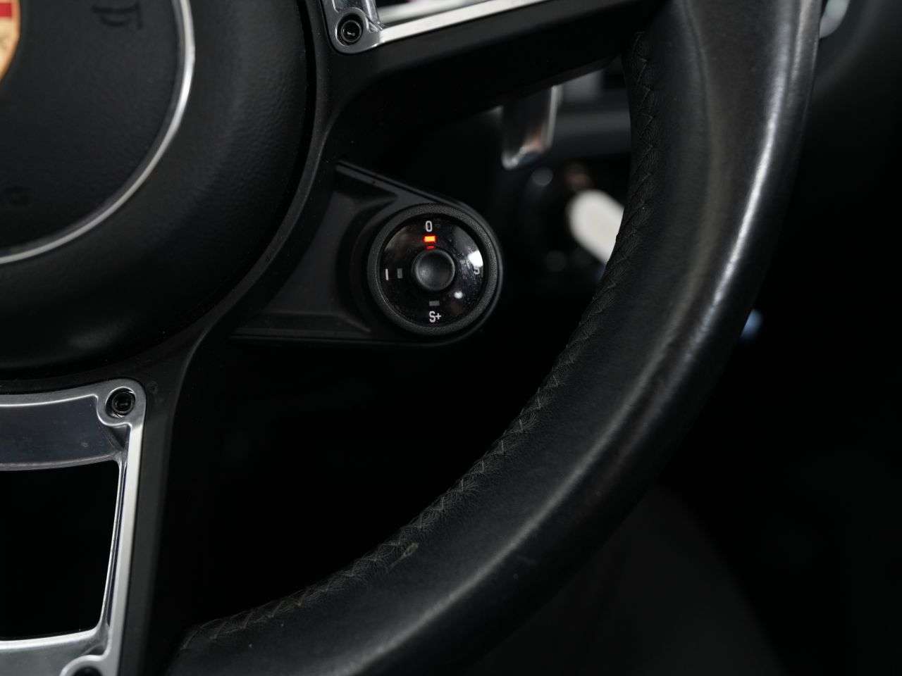 2018 PORSCHE MACAN 2018 PORSCHE MACAN