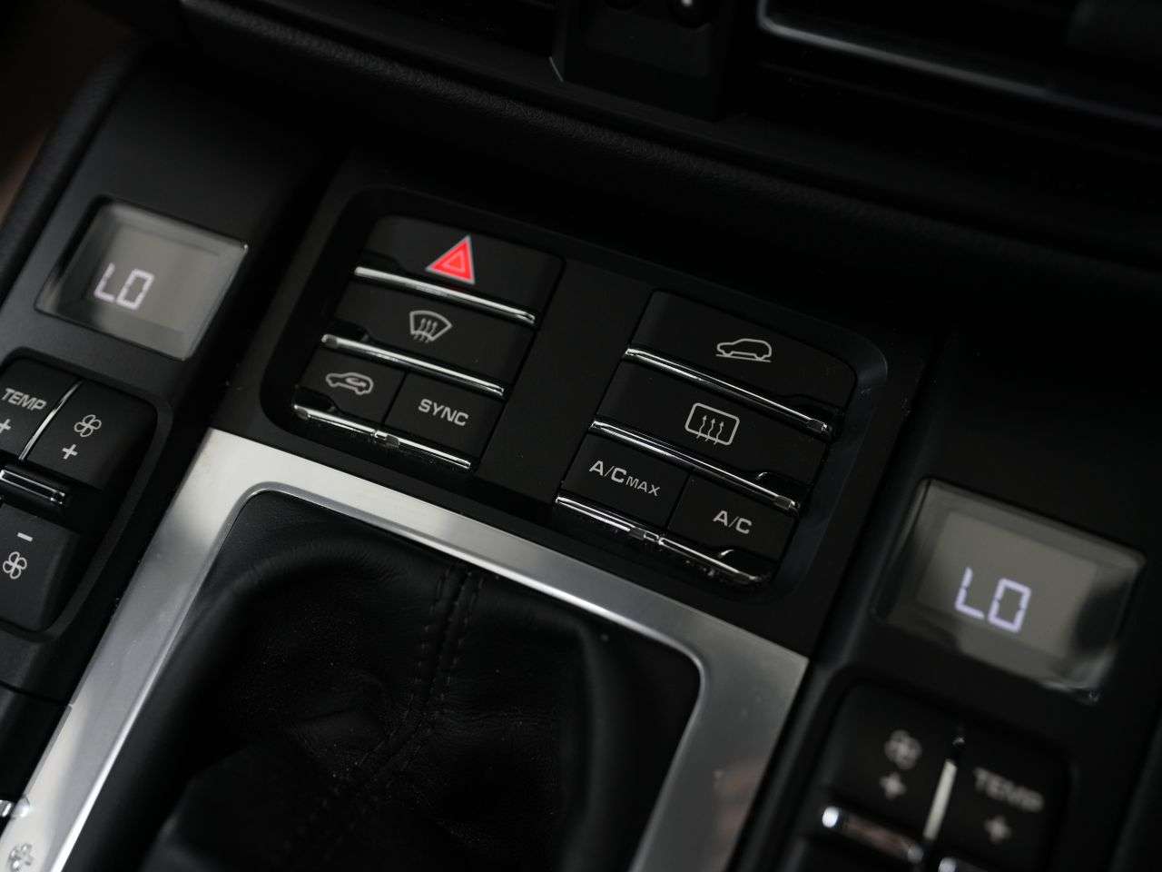 2018 PORSCHE MACAN 2018 PORSCHE MACAN