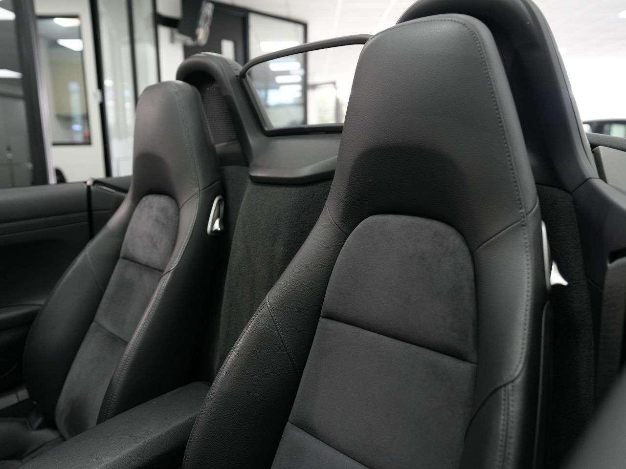 2019 PORSCHE 718 BOXSTER 2019 PORSCHE 718 BOXSTER