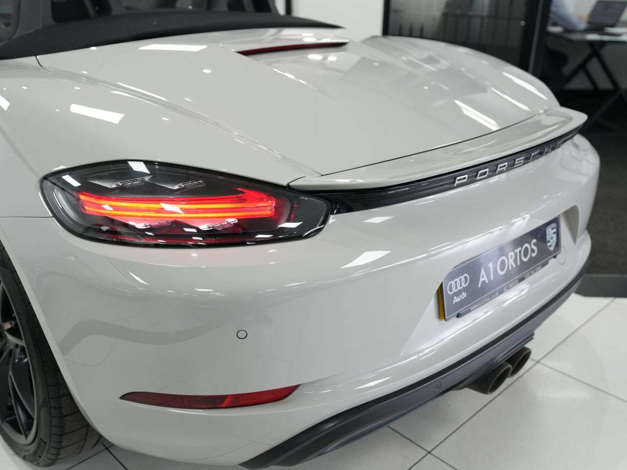 2019 PORSCHE 718 BOXSTER 2019 PORSCHE 718 BOXSTER