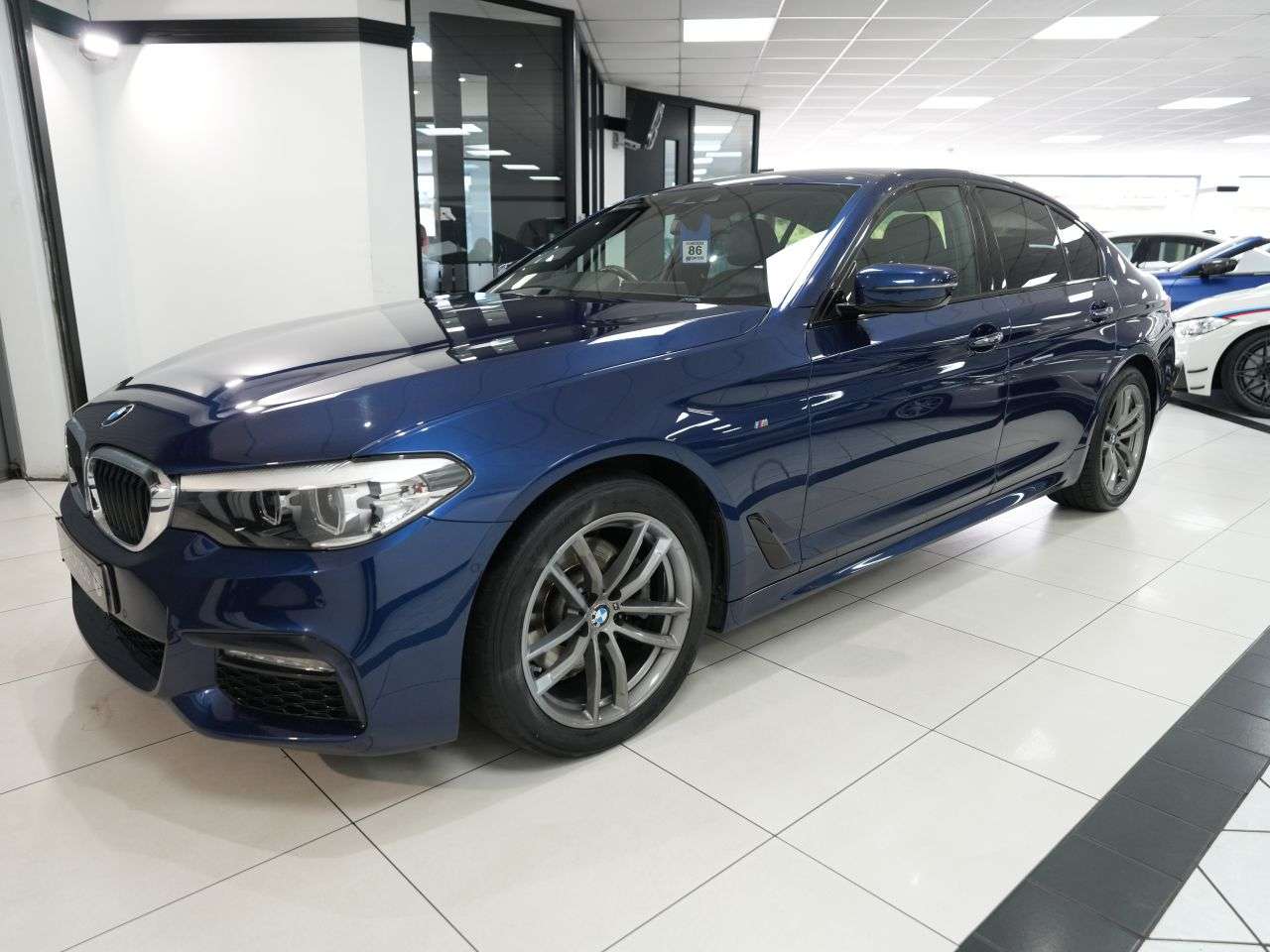 A 2018 BMW 5 SERIES 2.0 520d M Sport Saloon 4dr Diesel Auto Euro 6 (s/s) (190 ps) STUNNING PX E A 2018 BMW 5 SERIES 2.0 520d M Sport Saloon 4dr Diesel Auto Euro 6 (s/s) (190 ps) STUNNING PX E