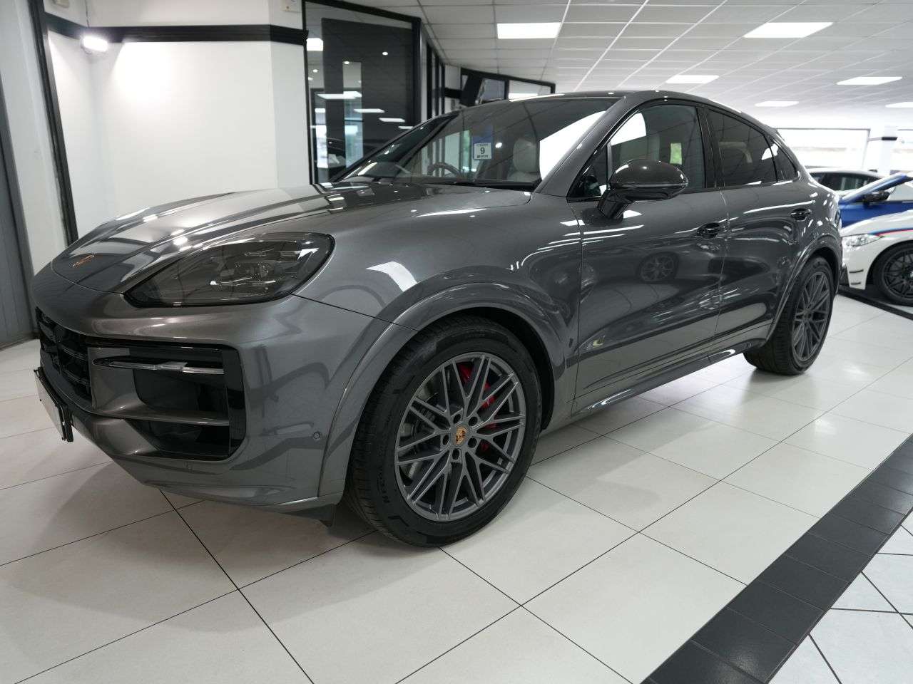 2024 PORSCHE CAYENNE 2024 PORSCHE CAYENNE