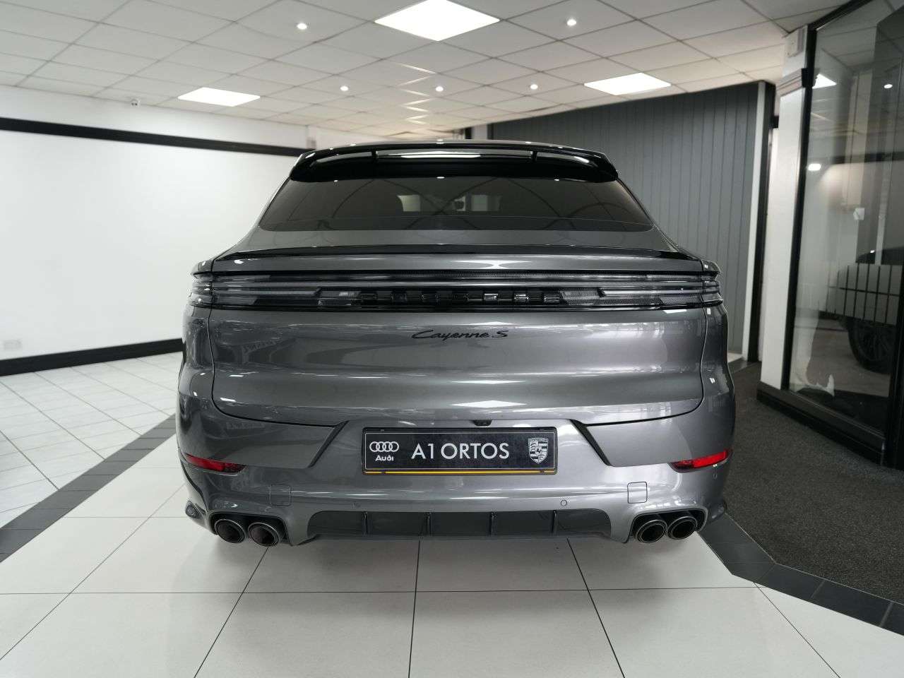 2024 PORSCHE CAYENNE 2024 PORSCHE CAYENNE