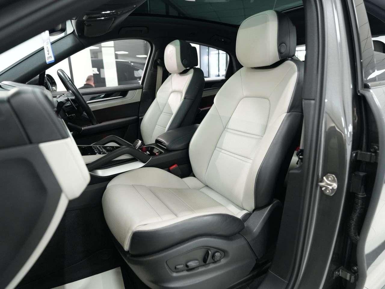 2024 PORSCHE CAYENNE 2024 PORSCHE CAYENNE