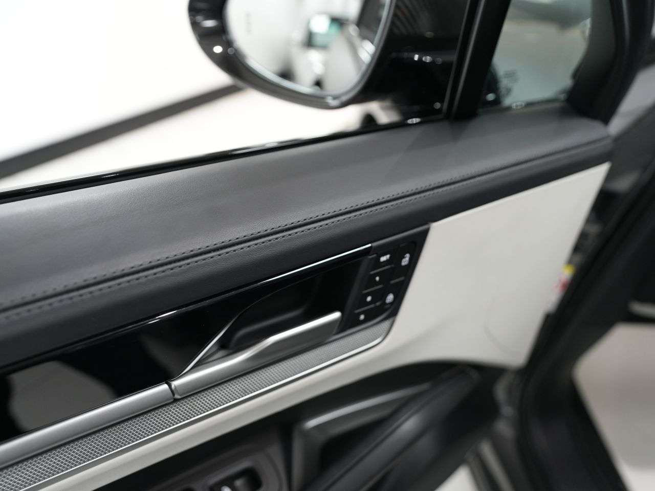 2024 PORSCHE CAYENNE 2024 PORSCHE CAYENNE
