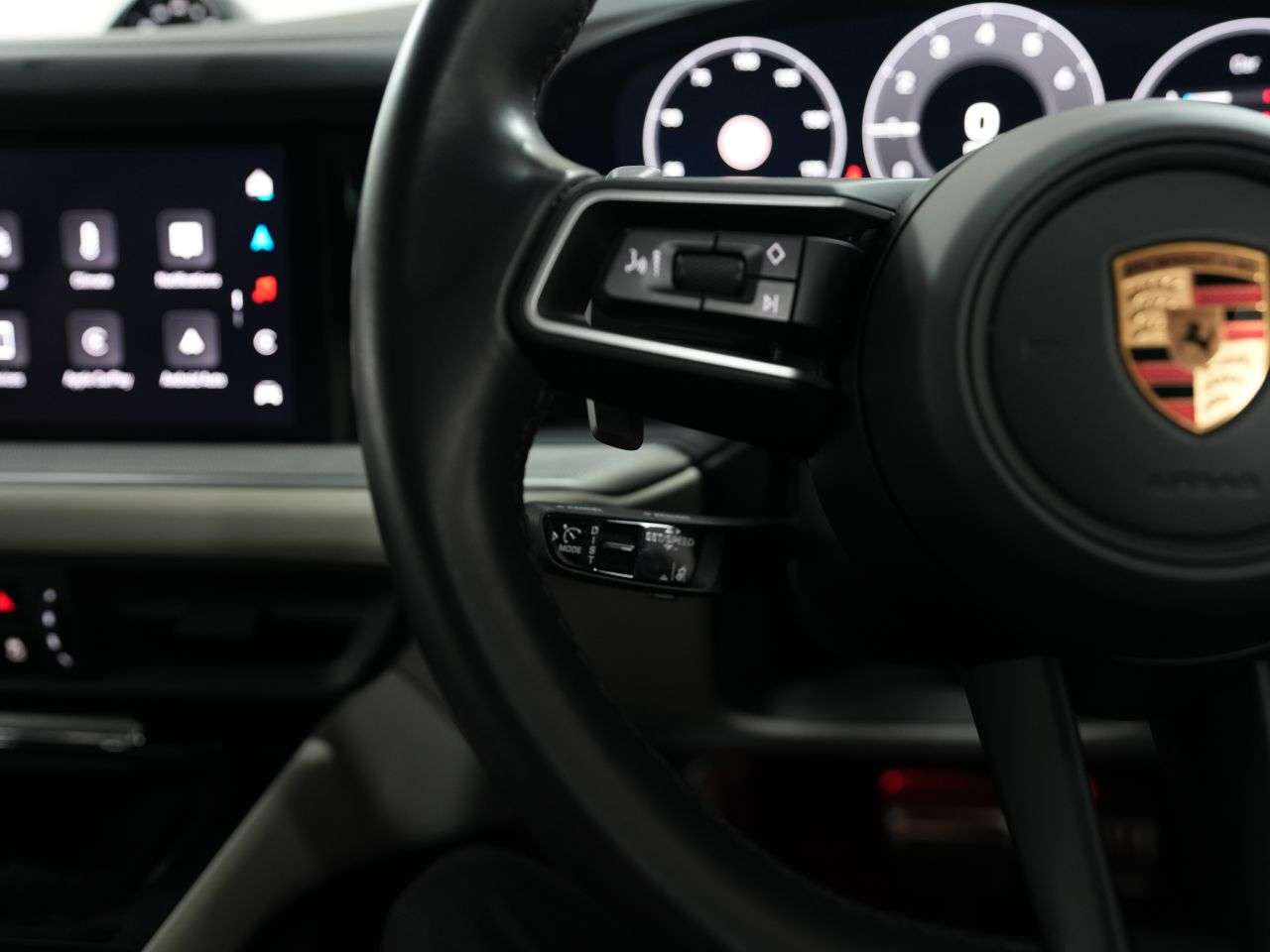 2024 PORSCHE CAYENNE 2024 PORSCHE CAYENNE
