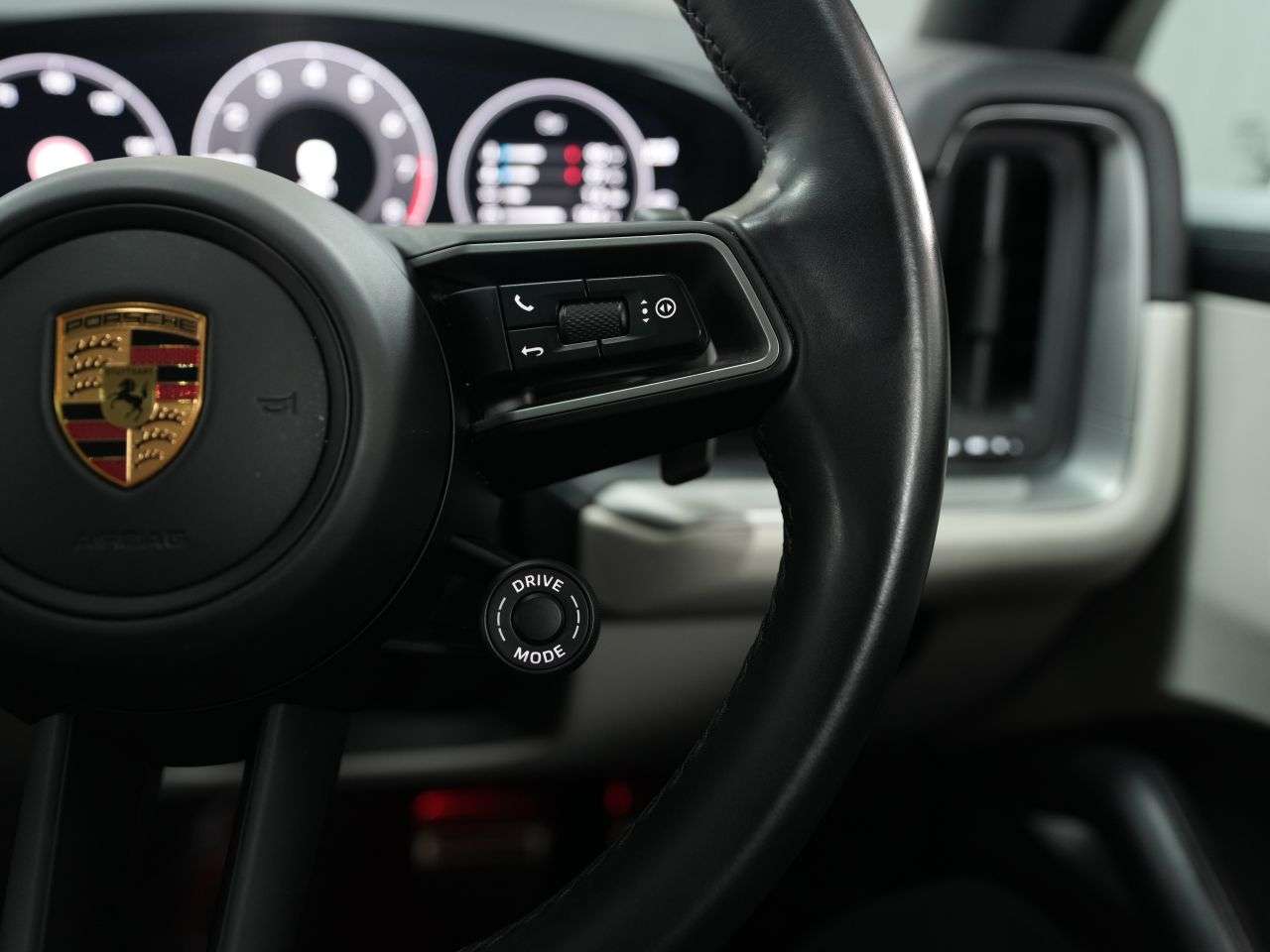 2024 PORSCHE CAYENNE 2024 PORSCHE CAYENNE