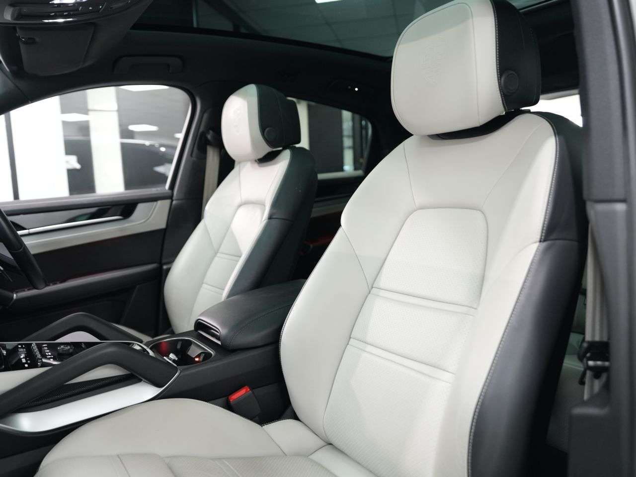 2024 PORSCHE CAYENNE 2024 PORSCHE CAYENNE