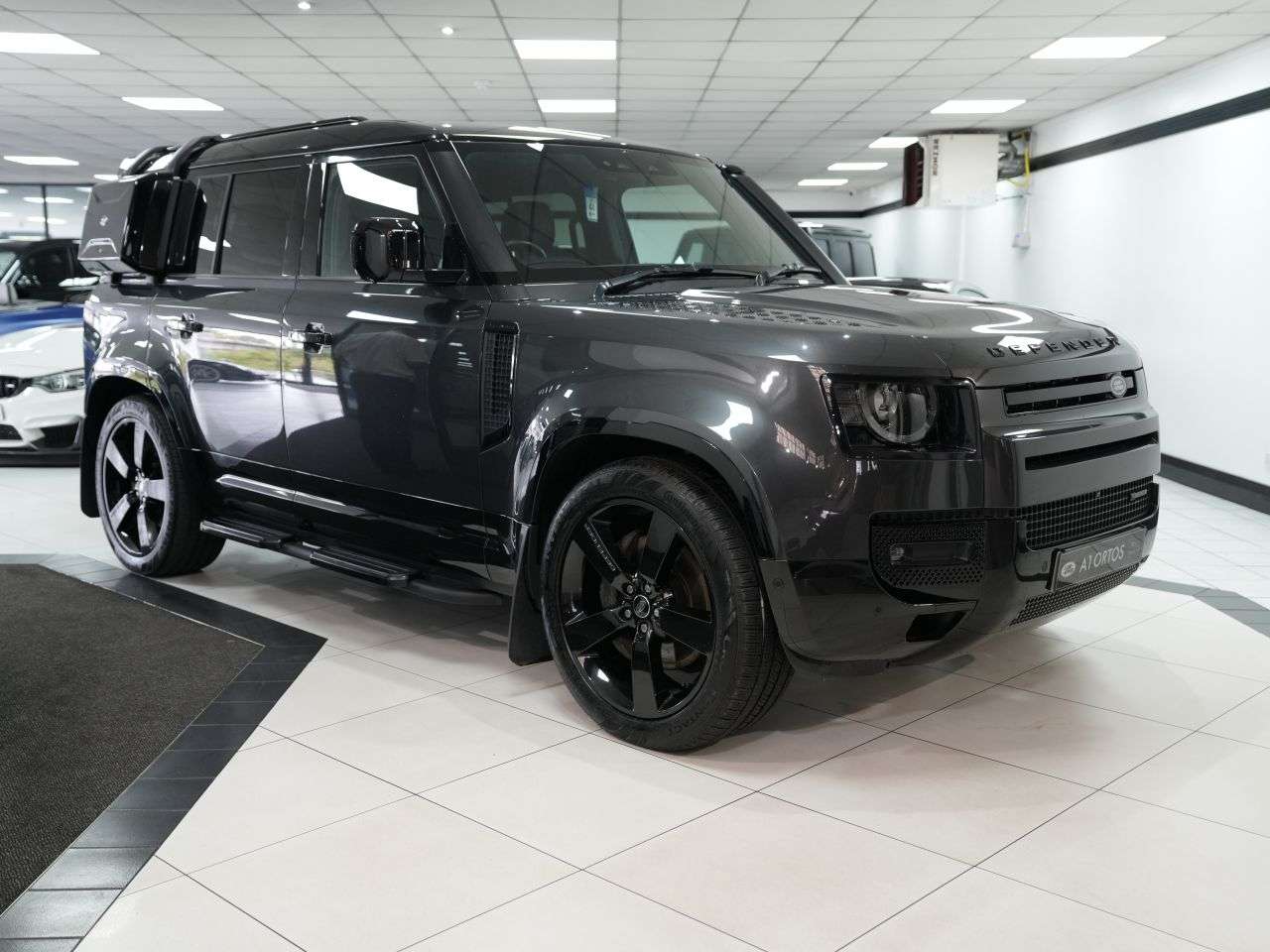 A 2023 LAND ROVER DEFENDER 110 3.0 D250 MHEV X-Dynamic SE SUV 5dr Diesel Auto 4WD Euro 6 (s/s) (250 ps) ST A 2023 LAND ROVER DEFENDER 110 3.0 D250 MHEV X-Dynamic SE SUV 5dr Diesel Auto 4WD Euro 6 (s/s) (250 ps) ST