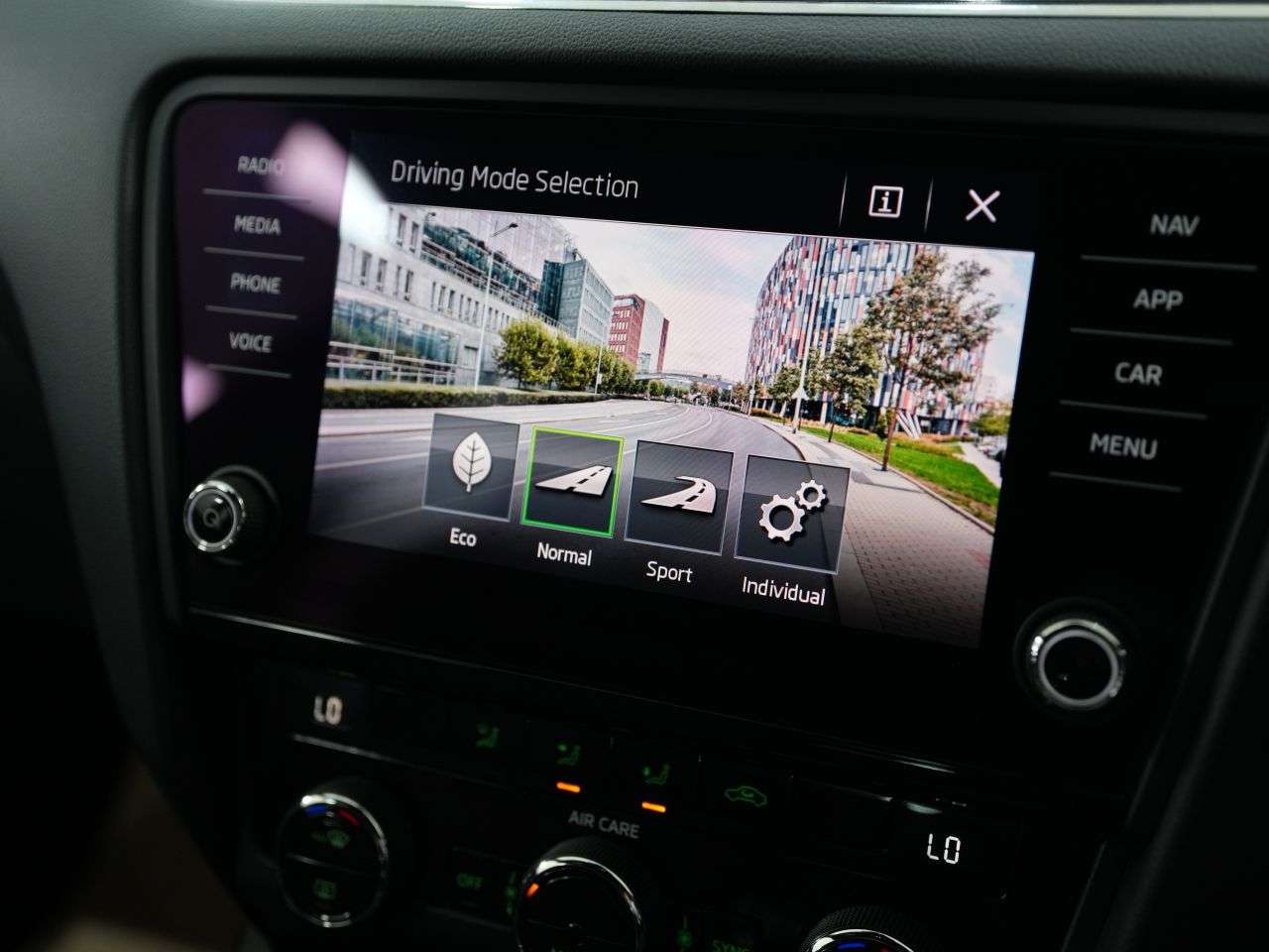 2017 SKODA OCTAVIA 2017 SKODA OCTAVIA