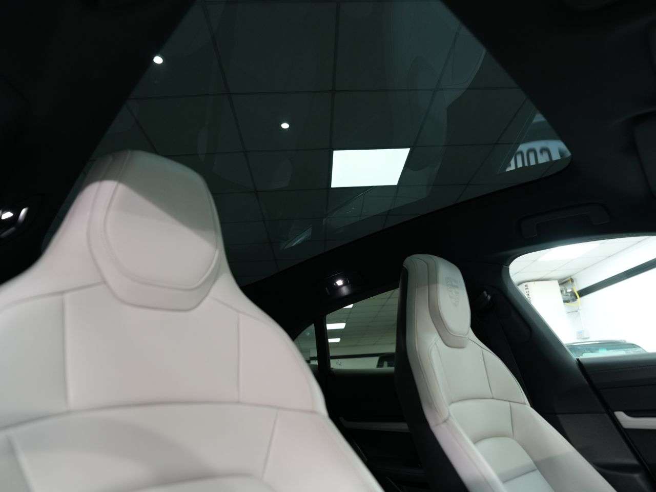 A 2023 PORSCHE TAYCAN Performance Plus 93.4kWh 4S (5ST) Cross Turismo 5dr Electric Auto 4WD (11kW A 2023 PORSCHE TAYCAN Performance Plus 93.4kWh 4S (5ST) Cross Turismo 5dr Electric Auto 4WD (11kW
