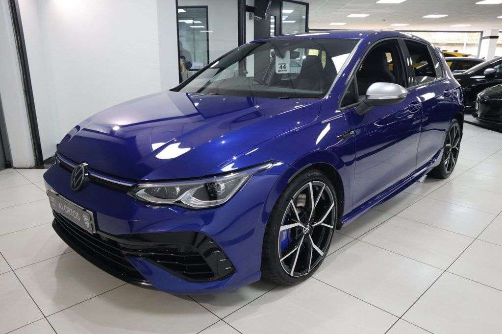 A 2022 VOLKSWAGEN GOLF 2.0 TSI R Hatchback 5dr Petrol DSG 4Motion Euro 6 (s/s) (320 ps) 1 OWNER FR A 2022 VOLKSWAGEN GOLF 2.0 TSI R Hatchback 5dr Petrol DSG 4Motion Euro 6 (s/s) (320 ps) 1 OWNER FR