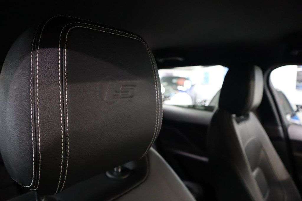 2018 JAGUAR F-PACE 2018 JAGUAR F-PACE