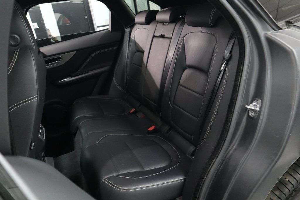 2018 JAGUAR F-PACE 2018 JAGUAR F-PACE