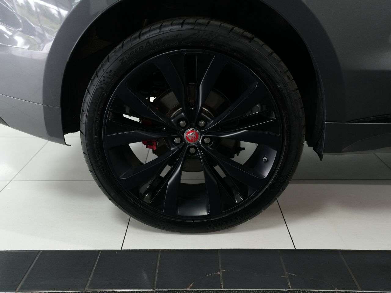 2018 JAGUAR F-PACE 2018 JAGUAR F-PACE