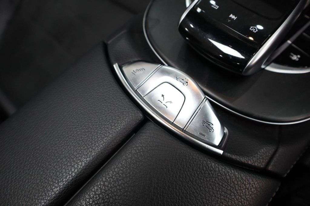 2021 MERCEDES-BENZ E CLASS 2021 MERCEDES-BENZ E CLASS