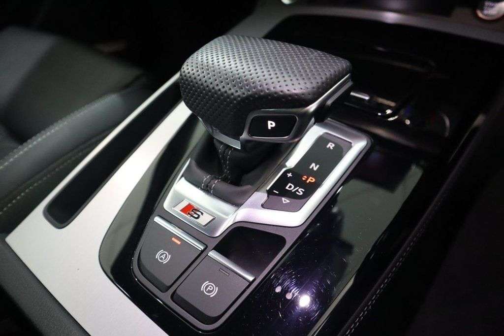 2021 AUDI SQ5 2021 AUDI SQ5