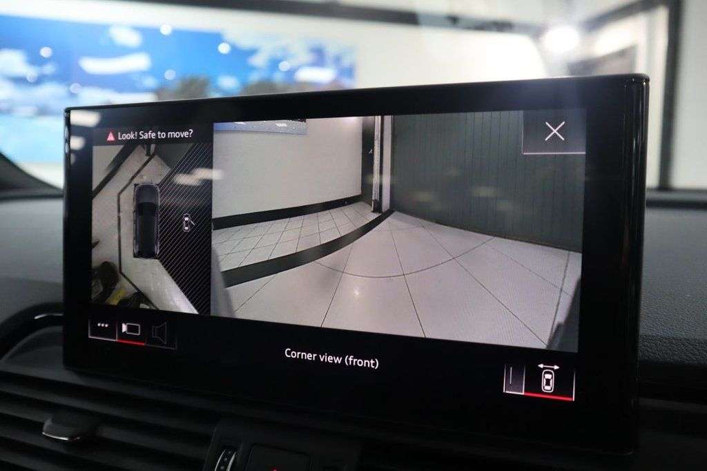 2021 AUDI SQ5 2021 AUDI SQ5
