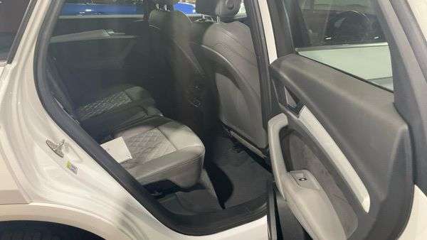2021 AUDI SQ5 2021 AUDI SQ5