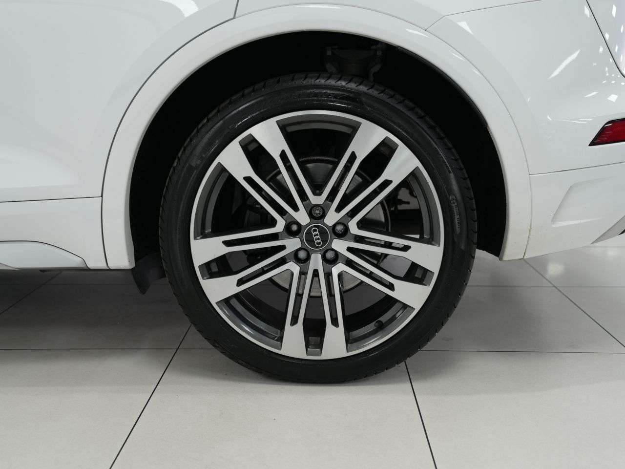 2021 AUDI SQ5 2021 AUDI SQ5