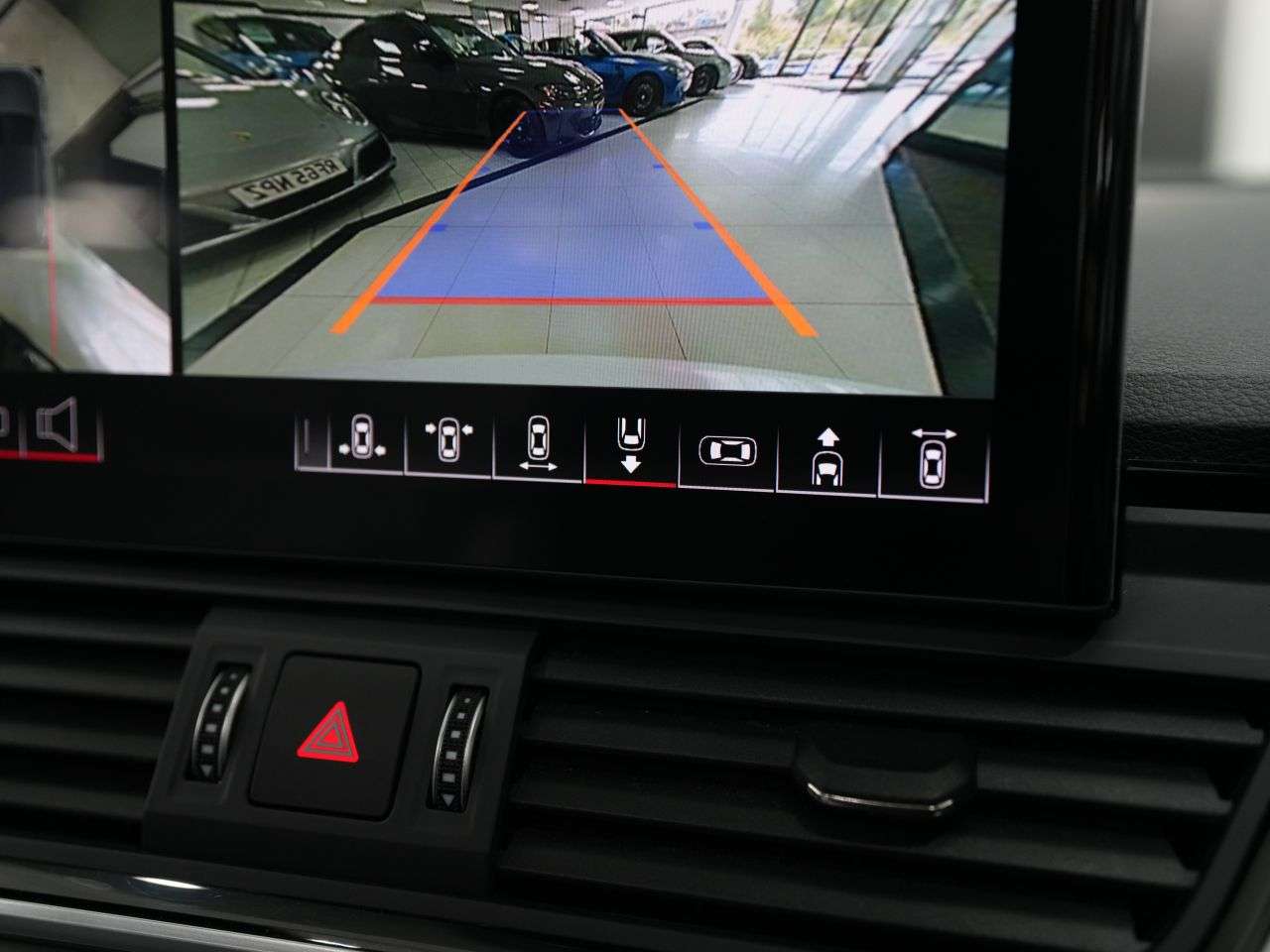 2021 AUDI SQ5 2021 AUDI SQ5