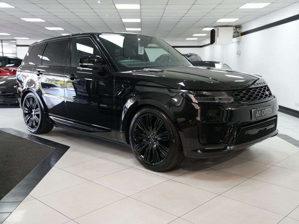 A 2022 LAND ROVER RANGE ROVER SPORT 3.0 D300 MHEV HSE Dynamic Black SUV 5dr Diesel Auto 4WD Euro 6 (s/s) (300 p A 2022 LAND ROVER RANGE ROVER SPORT 3.0 D300 MHEV HSE Dynamic Black SUV 5dr Diesel Auto 4WD Euro 6 (s/s) (300 p