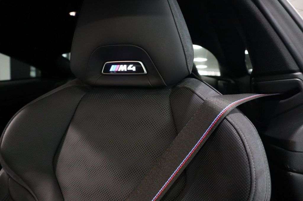 2022 BMW M4 2022 BMW M4