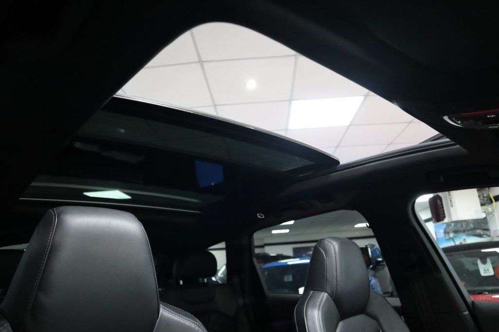 A 2021 AUDI SQ7 4.0 TFSI V8 Black Edition SUV 5dr Petrol Tiptronic quattro Euro 6 (s/s) (50 A 2021 AUDI SQ7 4.0 TFSI V8 Black Edition SUV 5dr Petrol Tiptronic quattro Euro 6 (s/s) (50