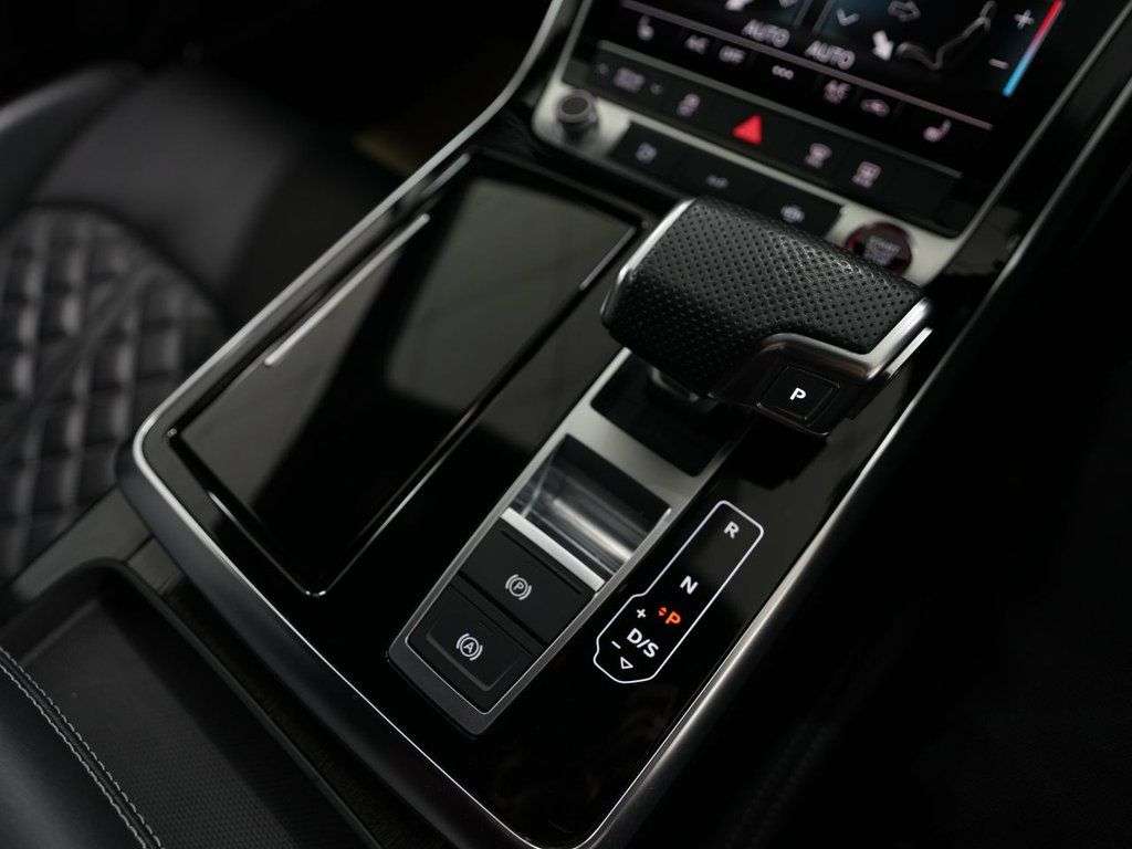 2021 AUDI SQ7 2021 AUDI SQ7