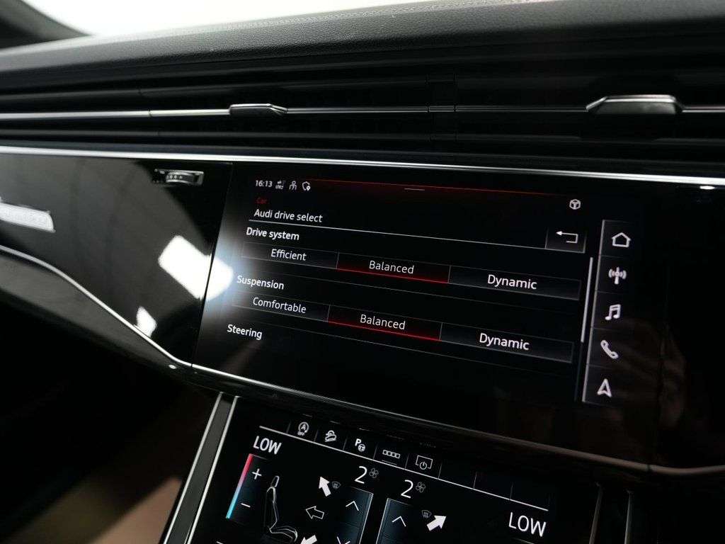 2021 AUDI SQ7 2021 AUDI SQ7