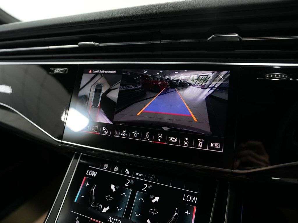 2021 AUDI SQ7 2021 AUDI SQ7