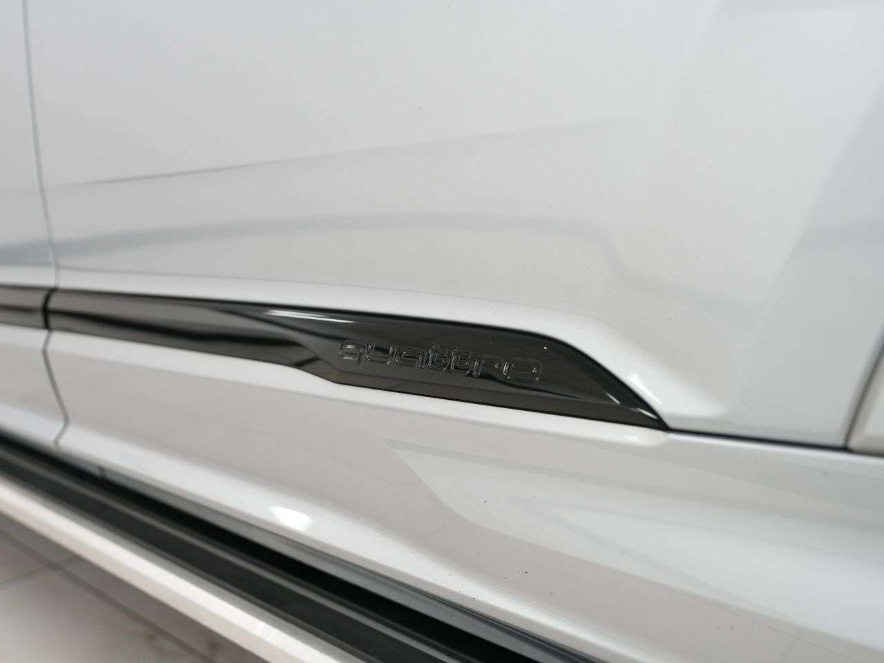 2021 AUDI SQ7 2021 AUDI SQ7