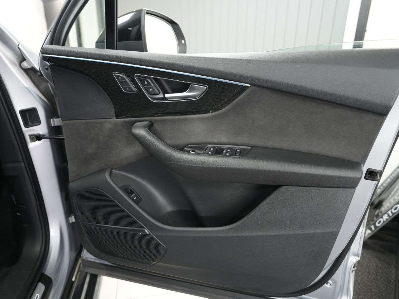 2021 AUDI SQ7 2021 AUDI SQ7