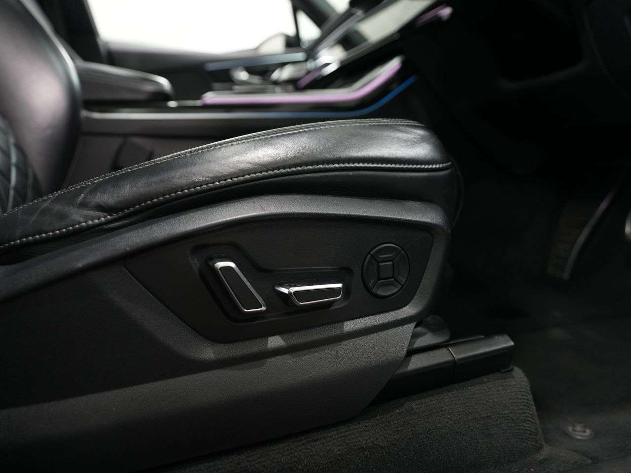 2021 AUDI SQ7 2021 AUDI SQ7