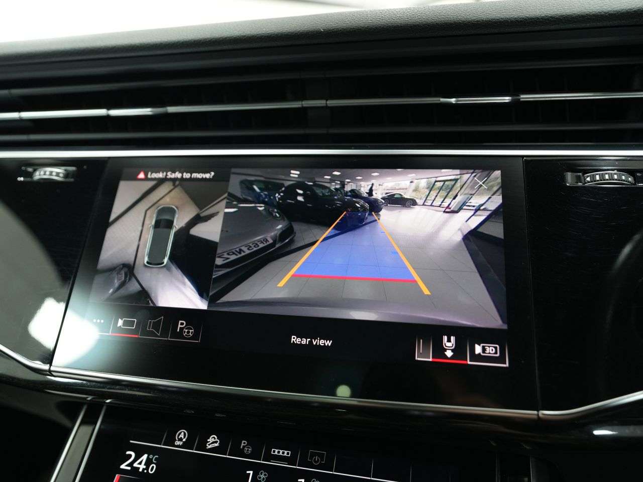 2021 AUDI SQ7 2021 AUDI SQ7