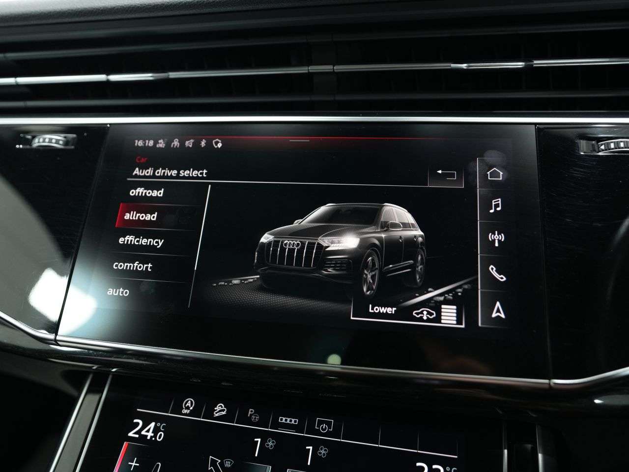 2021 AUDI SQ7 2021 AUDI SQ7