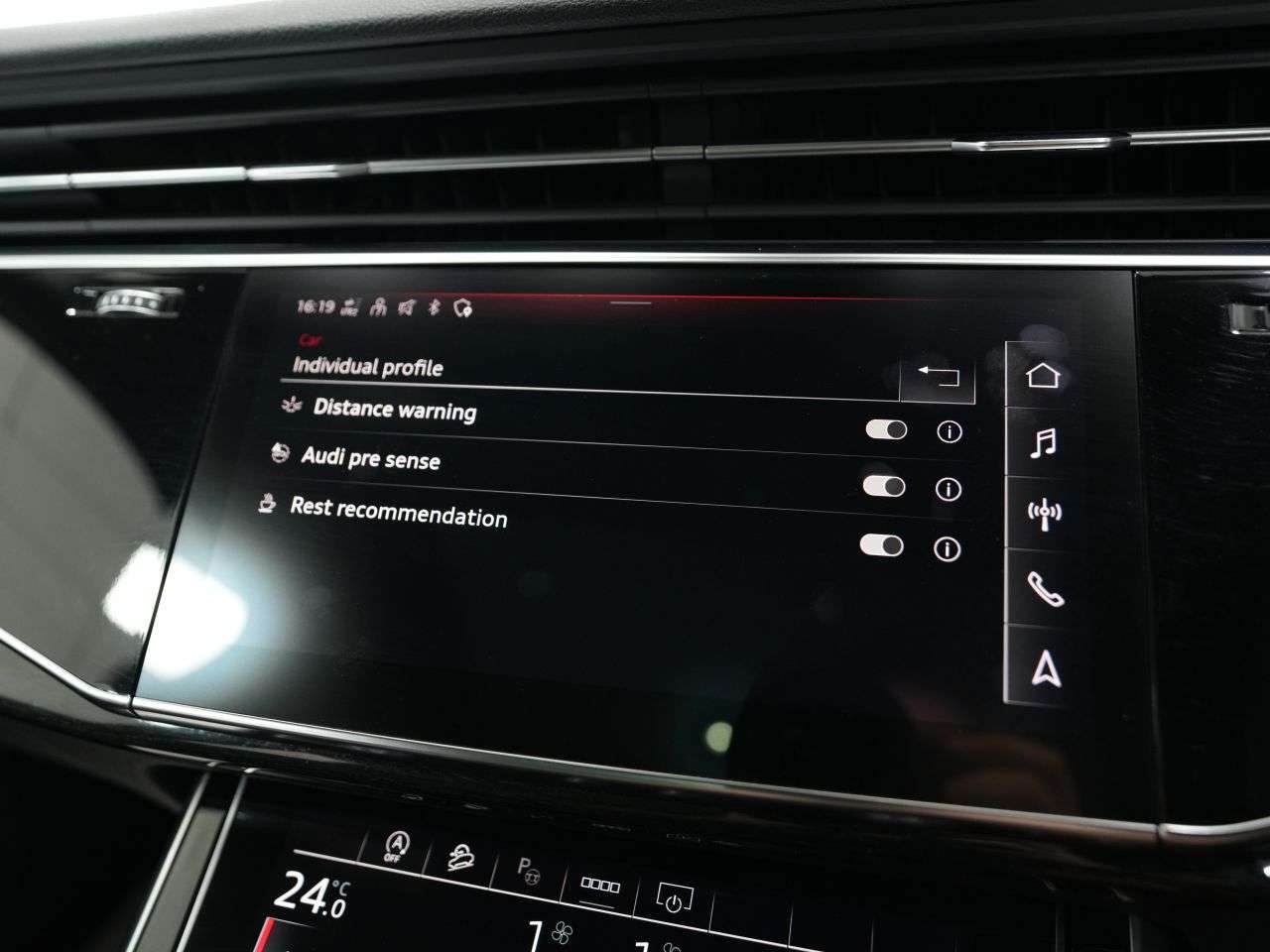 2021 AUDI SQ7 2021 AUDI SQ7
