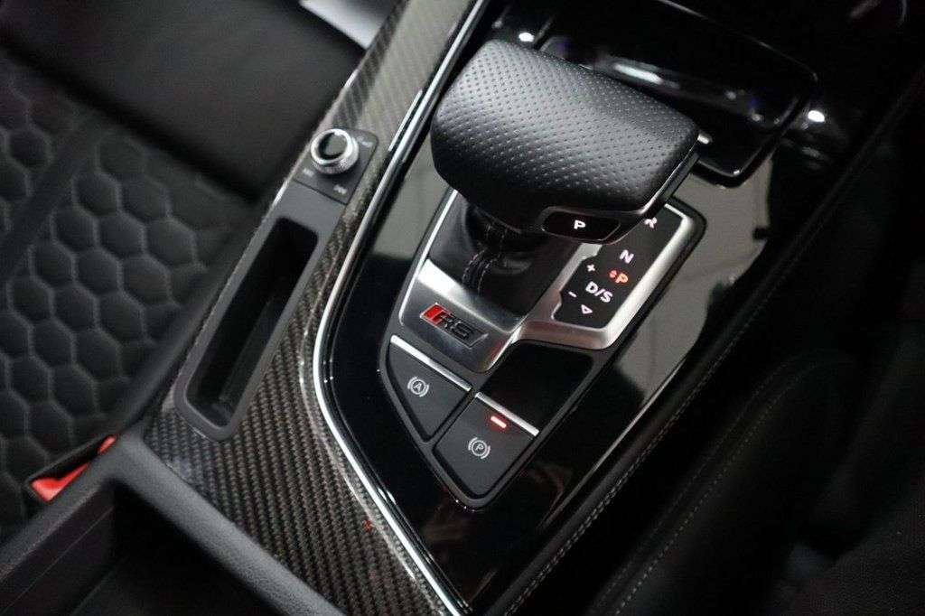 2021 AUDI RS4 AVANT 2021 AUDI RS4 AVANT