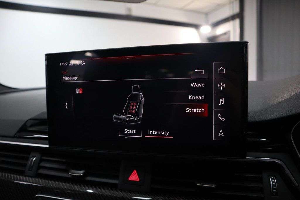2021 AUDI RS4 AVANT 2021 AUDI RS4 AVANT