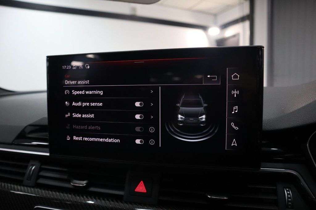 2021 AUDI RS4 AVANT 2021 AUDI RS4 AVANT