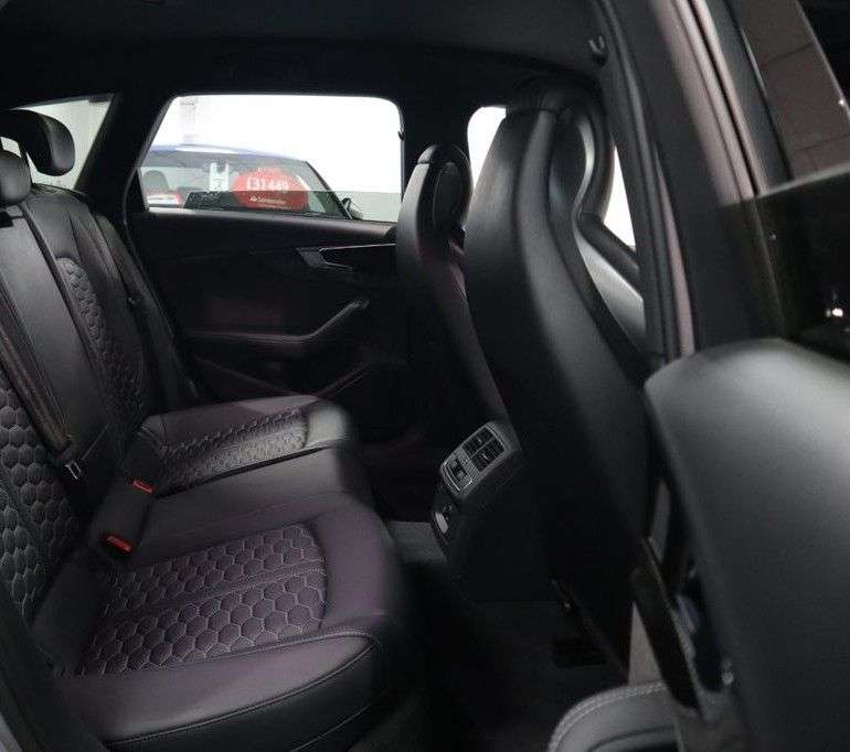 2021 AUDI RS4 AVANT 2021 AUDI RS4 AVANT