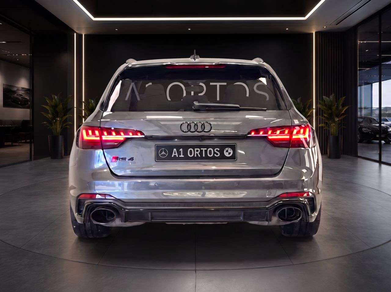 A 2021 AUDI RS4 AVANT 2.9 TFSI V6 Carbon Black Estate 5dr Petrol Tiptronic quattro Euro 6 (s/s) ( A 2021 AUDI RS4 AVANT 2.9 TFSI V6 Carbon Black Estate 5dr Petrol Tiptronic quattro Euro 6 (s/s) (