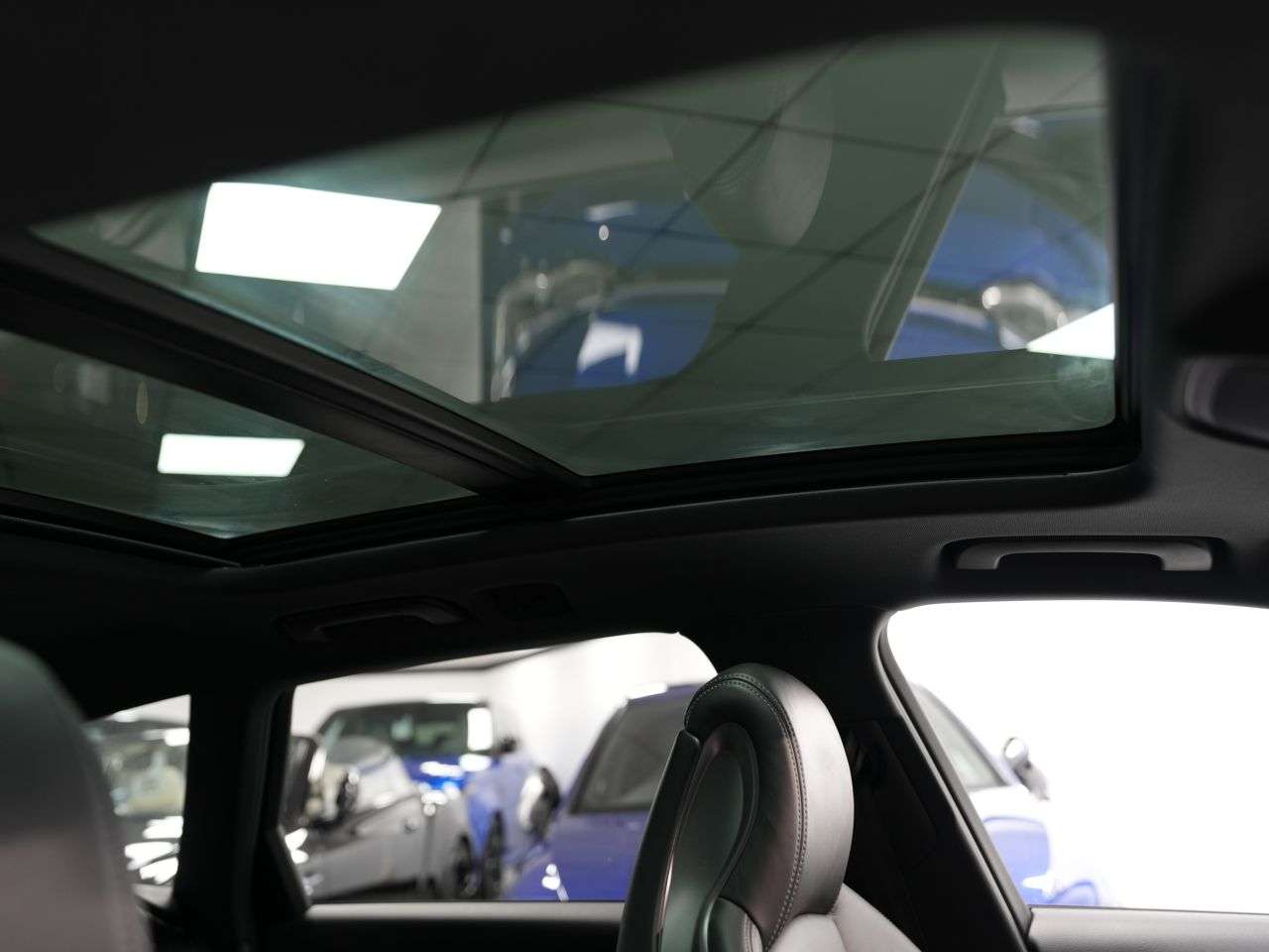 A 2021 AUDI RS4 AVANT 2.9 TFSI V6 Carbon Black Estate 5dr Petrol Tiptronic quattro Euro 6 (s/s) ( A 2021 AUDI RS4 AVANT 2.9 TFSI V6 Carbon Black Estate 5dr Petrol Tiptronic quattro Euro 6 (s/s) (
