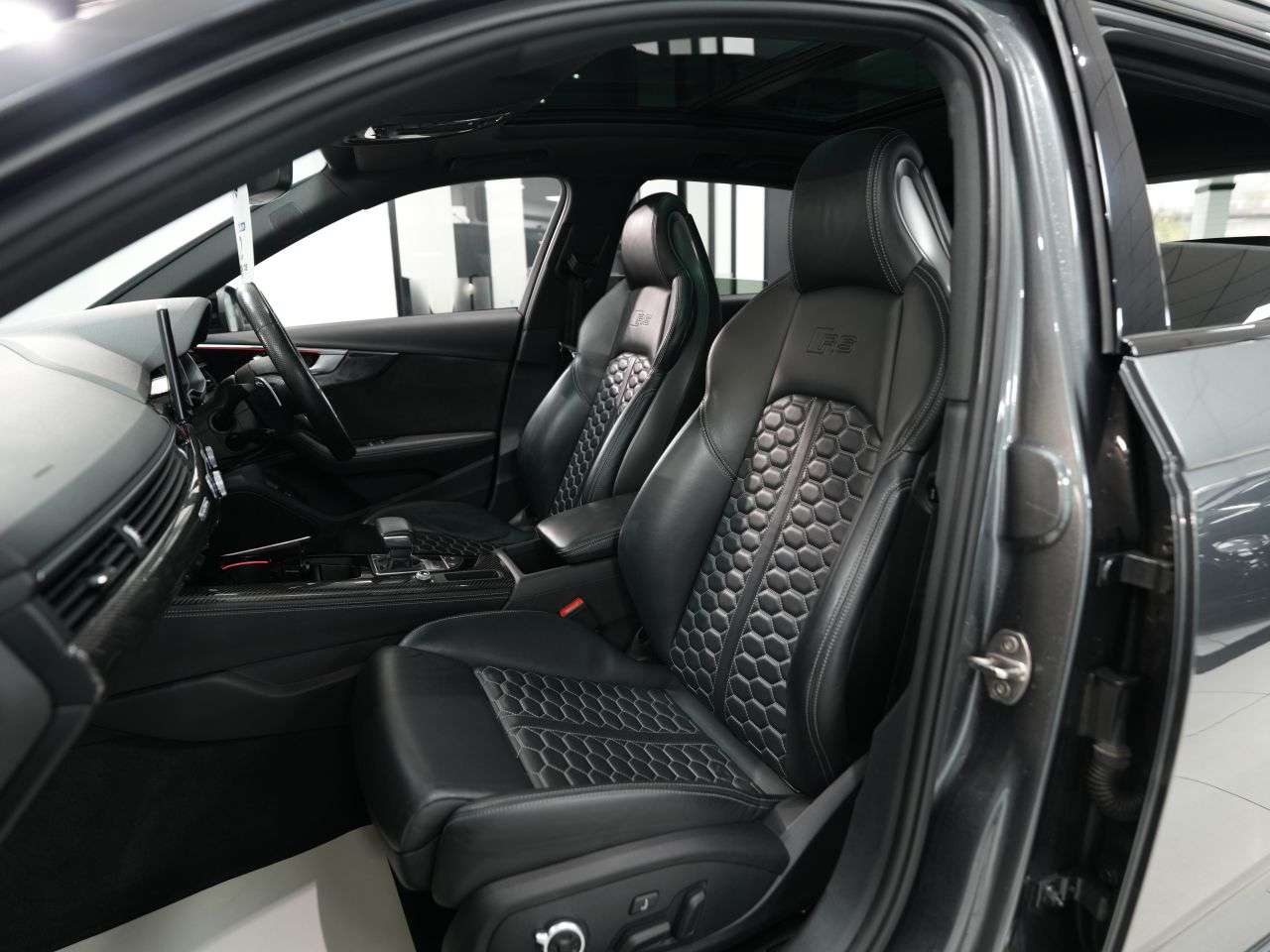 2021 AUDI RS4 AVANT 2021 AUDI RS4 AVANT